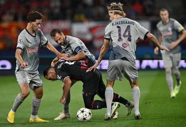 1662508957373075138.jpg 1242991394-612x612.jpg